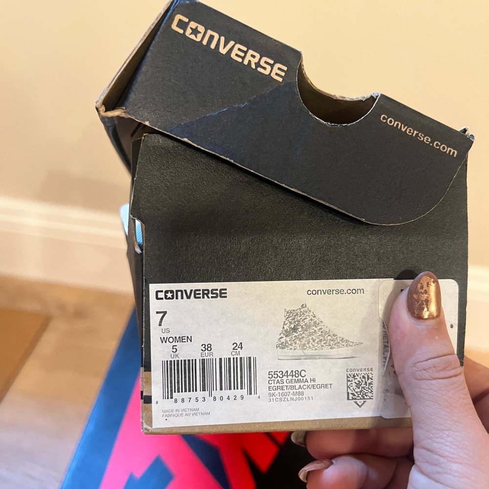 Brand new Converse